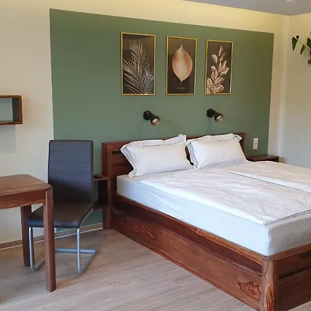 Lillys Garden * Wutha-Farnroda